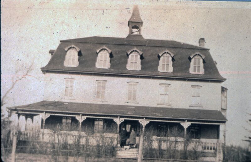 File:St. Charles Rectory (Nuns Residence), Charleswood, Winnipeg, Manitoba.jpg