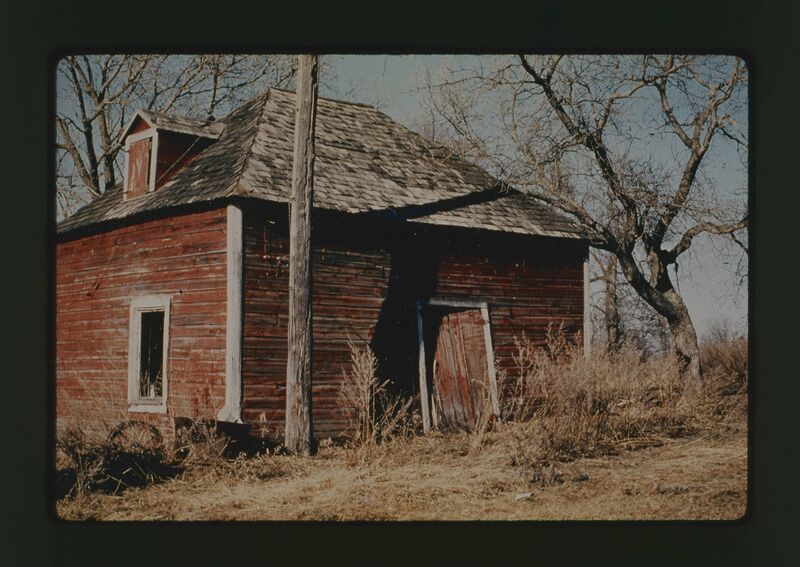 File:Abandoned Metis home on Lafleche property, Charleswood, Winnipeg, Manitoba.jpg