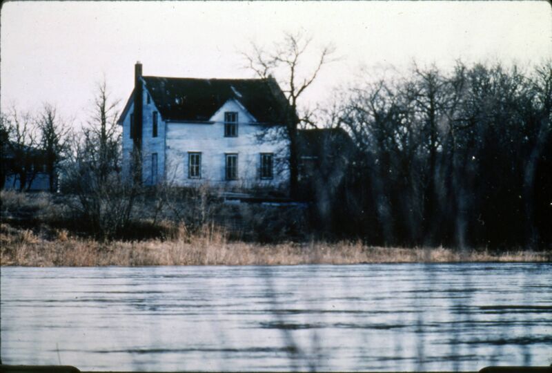 File:Exterior view of the La Fleche home, Charleswood, Winnipeg, Manitoba-1.jpg