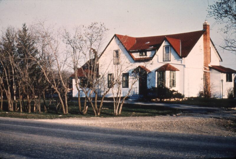 File:Exterior view of the home of Captain Goodridge, Charleswood, Winnipeg, Manitoba.jpg