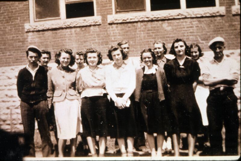 File:High School Graduates at Charleswood School, Charleswood, Winnipeg, Manitoba, 1939-2.jpg
