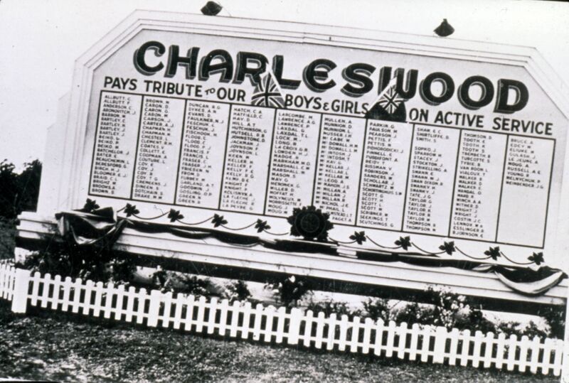 File:World War Service Monument in Charleswood.jpg