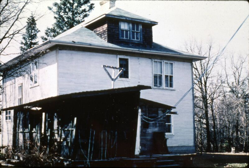 File:Exterior view of the home of Lillian James, Charleswood, Winnipeg, Manitoba, 1913.jpg