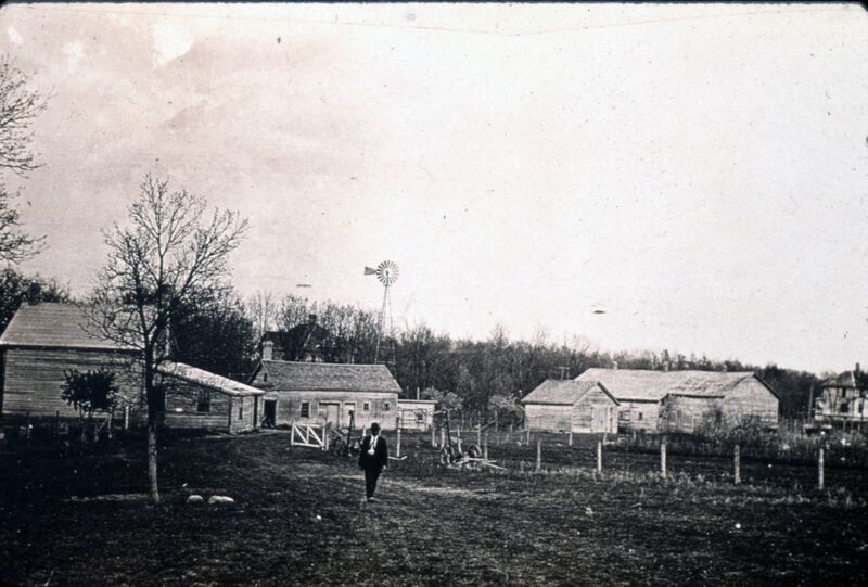 File:Caron's first house and farm buildings, Charleswood, Winnipeg, Manitoba.jpg